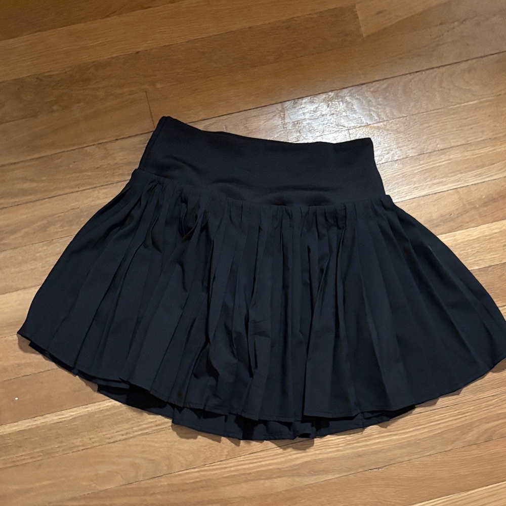 High-Rise Woven Pleated Athletic Tennis Skirt/Skort 15.75”
